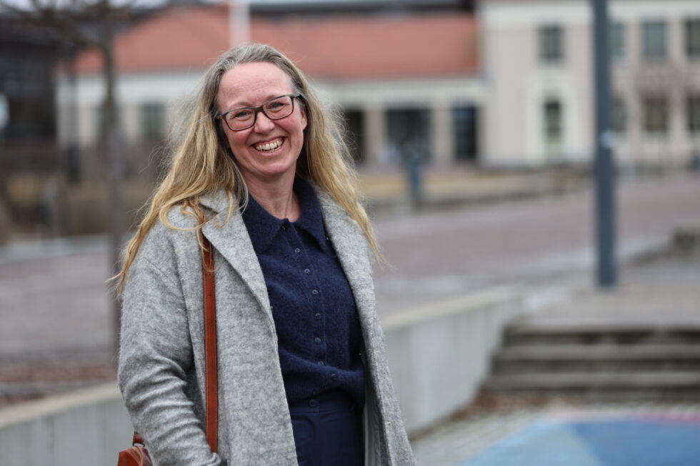 Kommuneoverlege Camilla Kvalø Smedtorp, har ikke noe imot å ikke være like mye i søkelyset lenger.