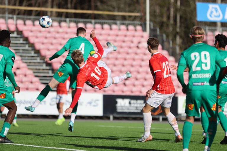 Det var ingen tvil at det var Joacim Holtan som var dagens mann etter hans scoring i treningskampen mot Hamkam.