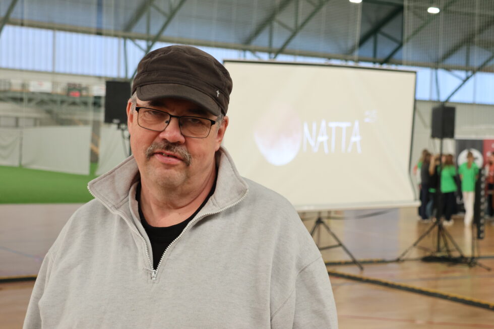 Morten Ruud er undervisningsprest i Kongsvinger og en av arrangørene av konfirmantfestivalen "Natta" som foregår i Storhallen lørdag.