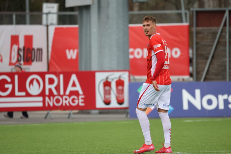 Ludvig Langrekken fikk en god opplevelse i sin første kamp som midtstopper.