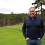 Leder av Kongsvingers golfklubb, Daniel Larsson gleder seg over å kunne ta imot spillere til Liermoen.
