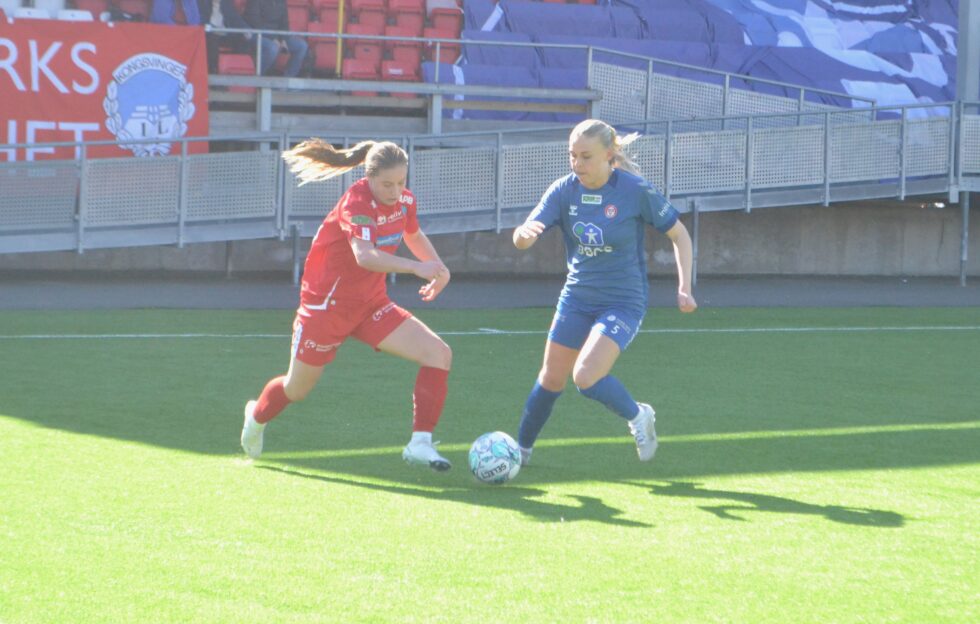 Frida Stangnes Grønhella fikk liten uttelling for alle kilometerne de løp på Gjemselund-matta lørdag ettermiddag.