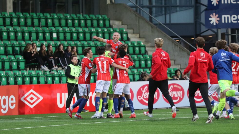 KIL-spillerne kunne slippe jubelen løs etter straffedrama på Fosshaugane. I neste NM-runde venter RBK på Gjemselund