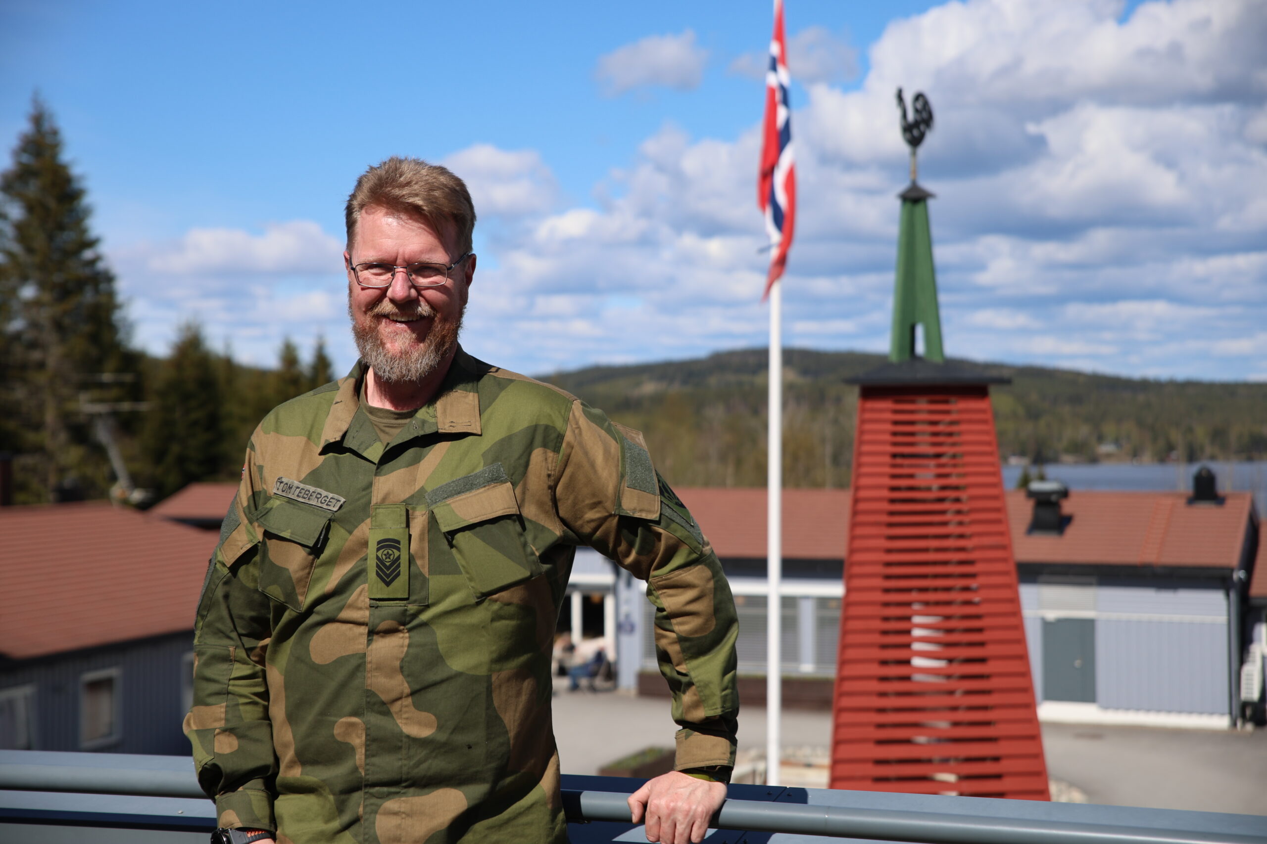 Tommy Tomteberget kom inn som veteran og startet jobb som sykepleier på Bæreia. Siden den gang har han steget i gradene.