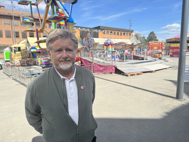 Daglig leder Uno Arnesen og Byen Vår må snart ha svar på hva kommunen tenker om å gi støtte til foreningen i årene som kommer.