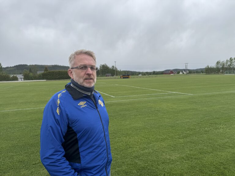 – Jeg er litt skjegget, men lover å stille nybarbert på lørdagens Brandval cup, forteller turneringsleder Arild Bjerke.