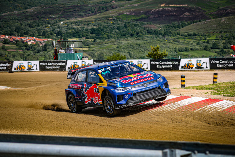 Ole Christian Veiby og resten av KMS-teamet har bestemt seg for å stille til start i rallycross-VM i Portugal.