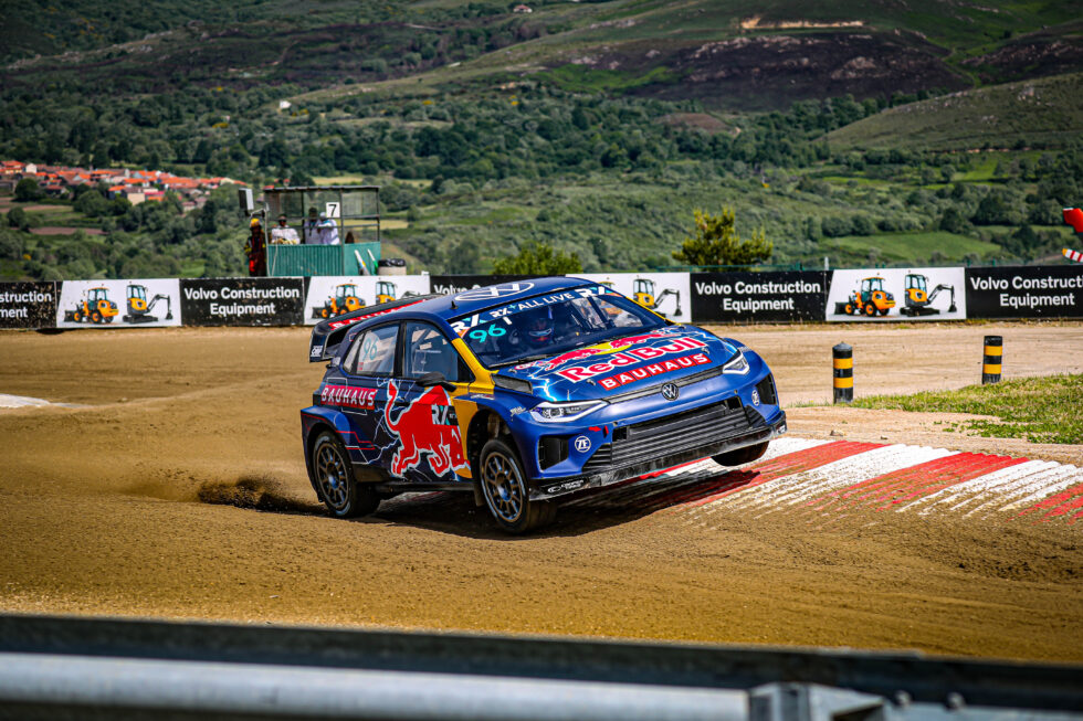 Ole Christian Veiby og resten av KMS-teamet har bestemt seg for å stille til start i rallycross-VM i Portugal.