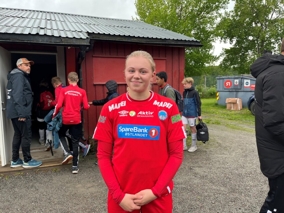 Emmeli Haugland Eie satte sin første scoring på A-laget til KIL Fotball Kvinner. Målet for den lokale jenta er å spille seg til fast plass på laget.