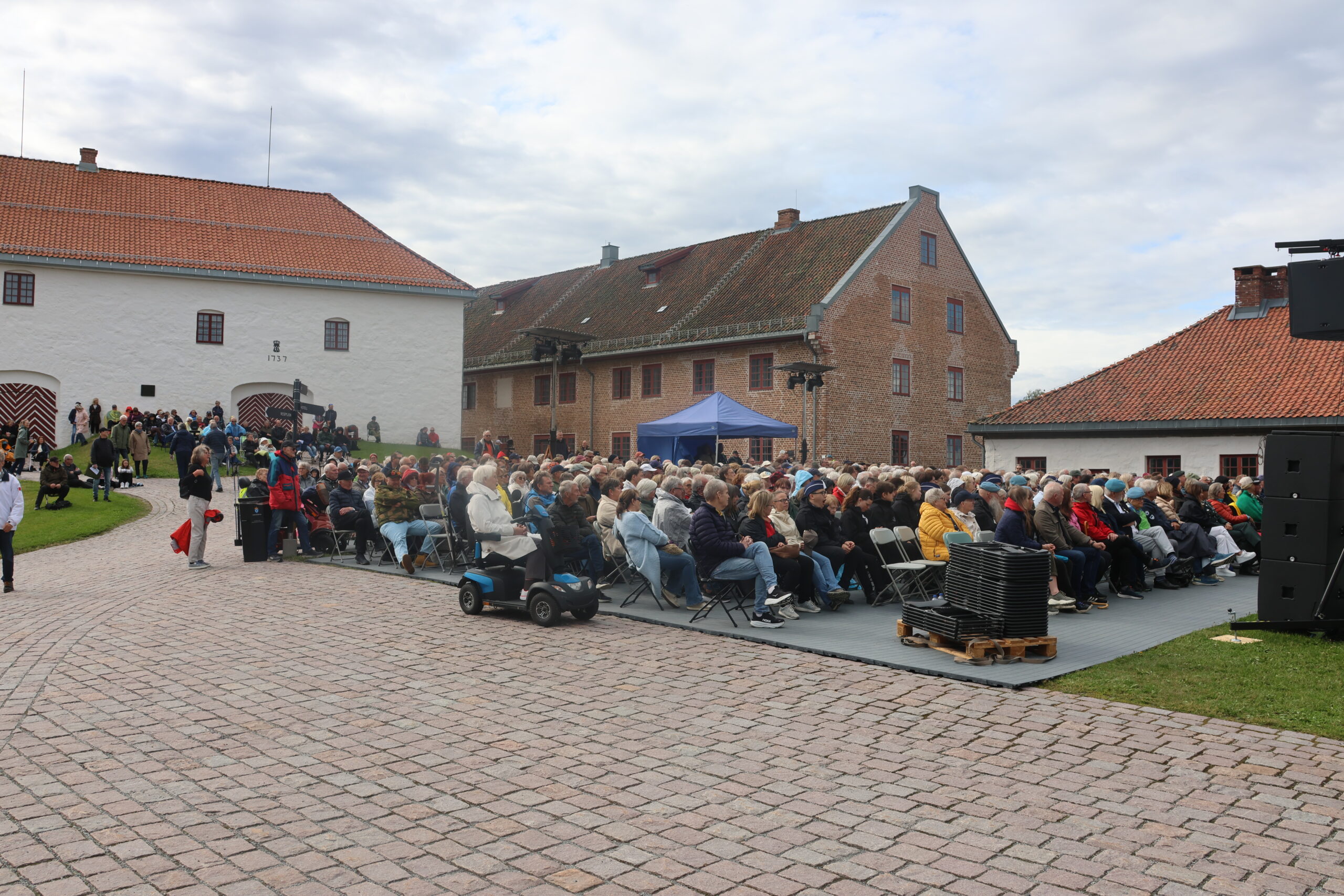 Mange ville få med seg veteranskonserten.
