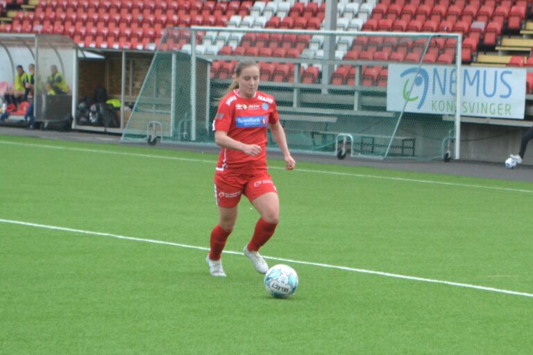 Frida Stangnes Grønhella scoret omtrent rett fra avspark på stillingen 0-2, og ga håp om poeng. Dessverre ble det med denne ene scoringen for KIL.