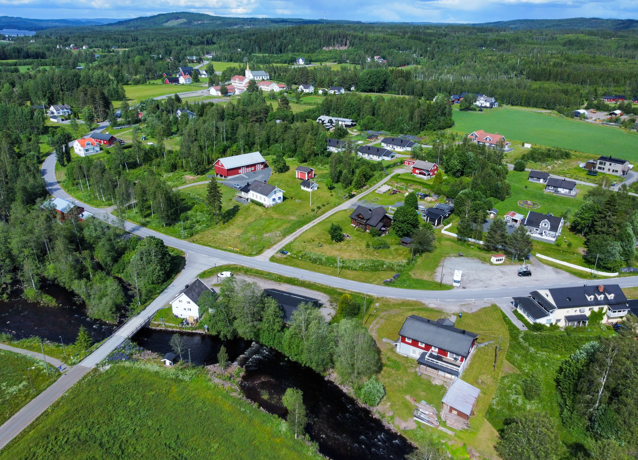 Dronebilde tatt over Austmarka i 2025.