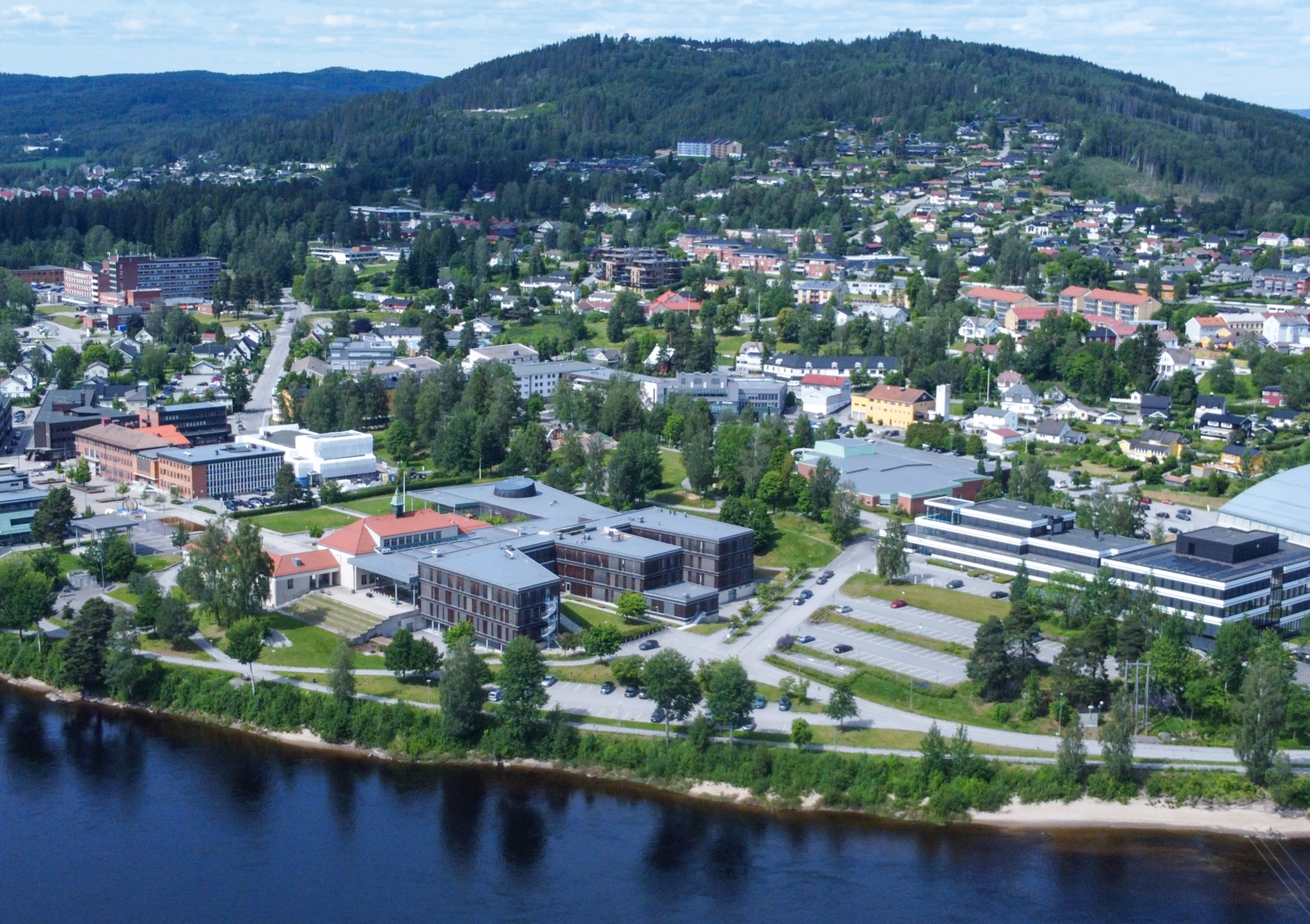 Dronebilde over Kongsvinger i 2025.