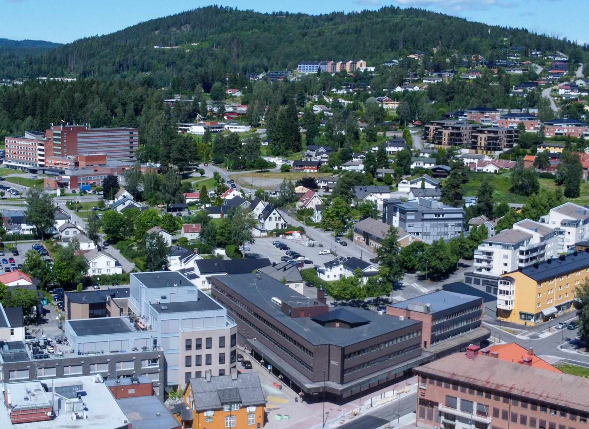 Dronebilde tatt over Kongsvinger i 2025.
