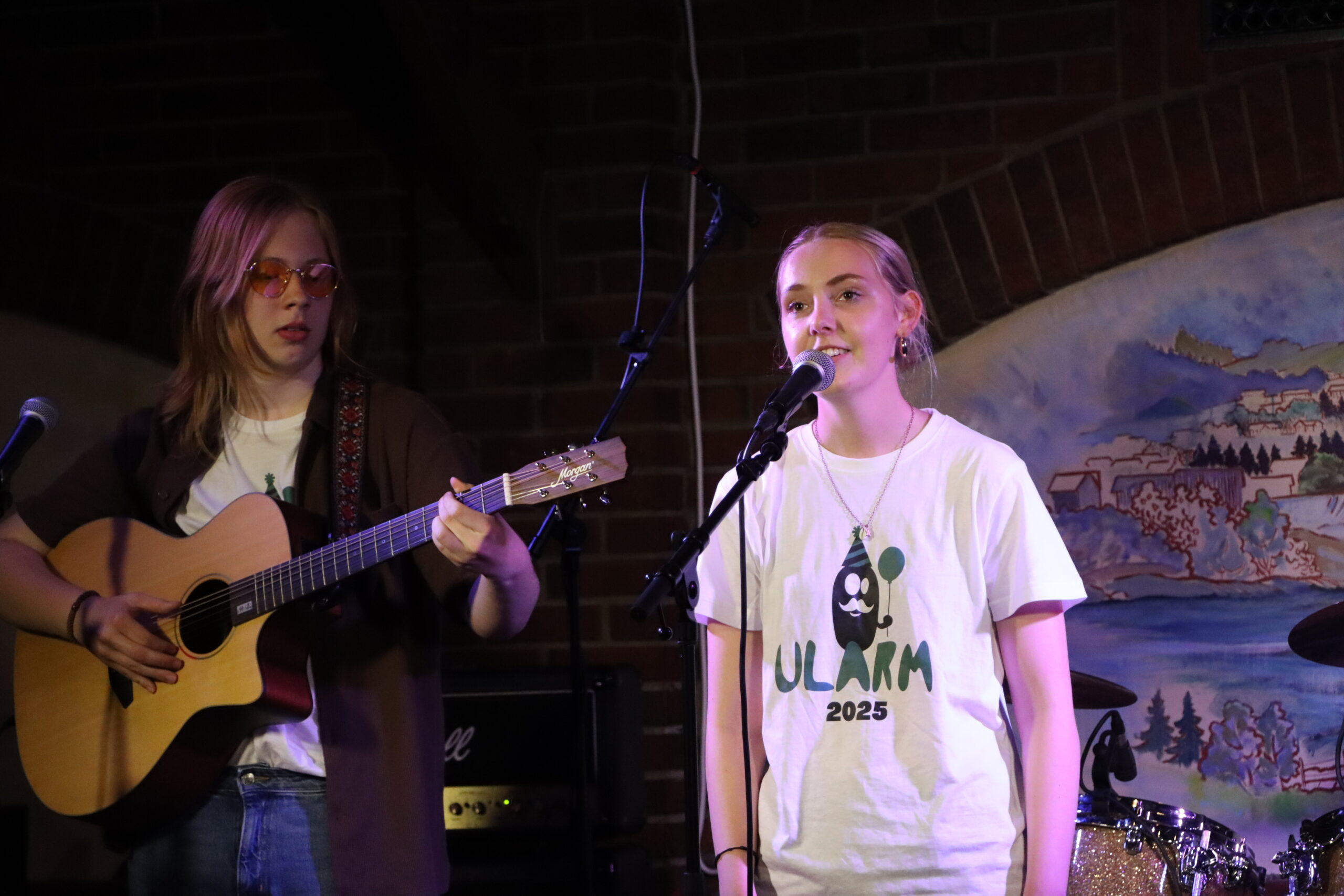 Julie Alette Andersen sang en egen solo under konserten.