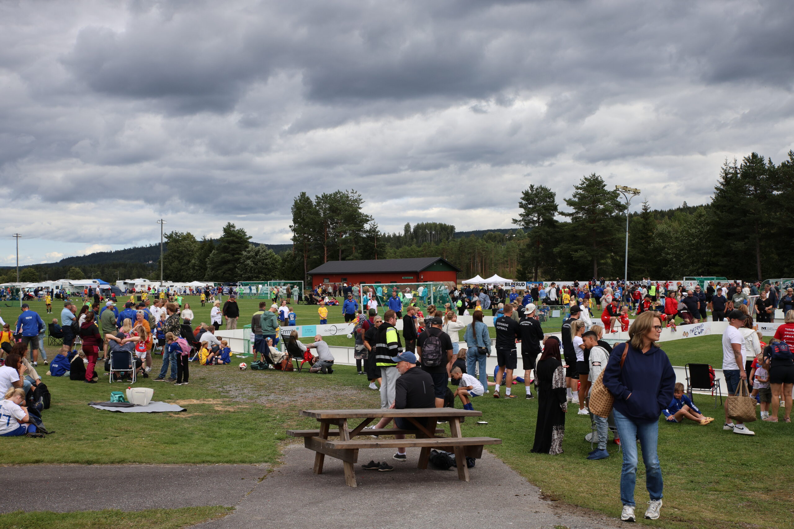 Det pleier å være folksomt på Matrand når Matrand Cup arangeres.