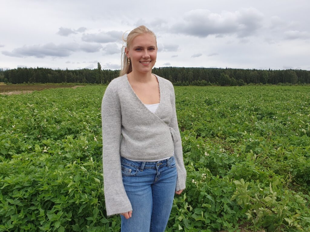 Kongsvinger-jenta Emma Fladmo gir seg i Lillehammer. Til høsten begynner hun i militæret, men håper å kunne kombinere tjenesten i forsvaret og hockey. Akrivfoto: Marie J. Mørch