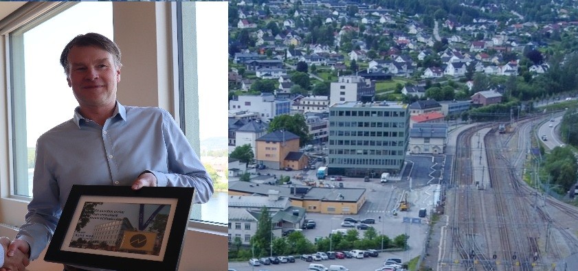Bane Nor Eiendom sin prosjektsjef Odd Arne Lian er overrasket over at ikke flere har vist interesse for de ledige lokalene i 2.etasje på Elvebredden.
