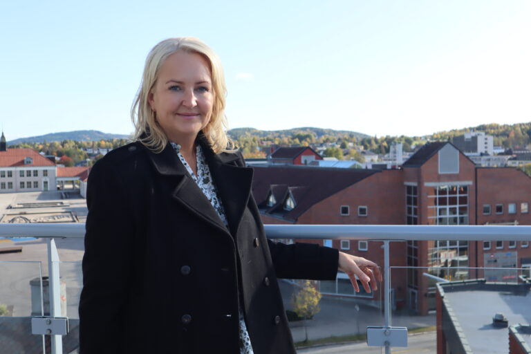 Daglig leder i KB Gruppen Kjersti Wangen, er strålende fornøyd med igjen å få en indisk restaurant til byen.