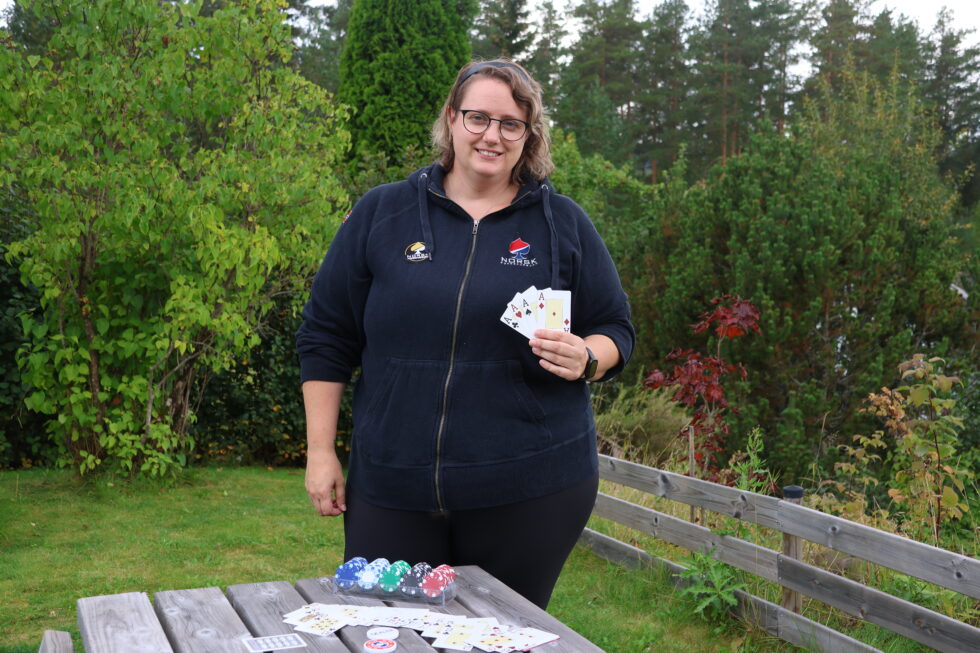 Paula Ensink Lunderbye vil se om det er noen interesse for Pubpoker i Kongsvinger .