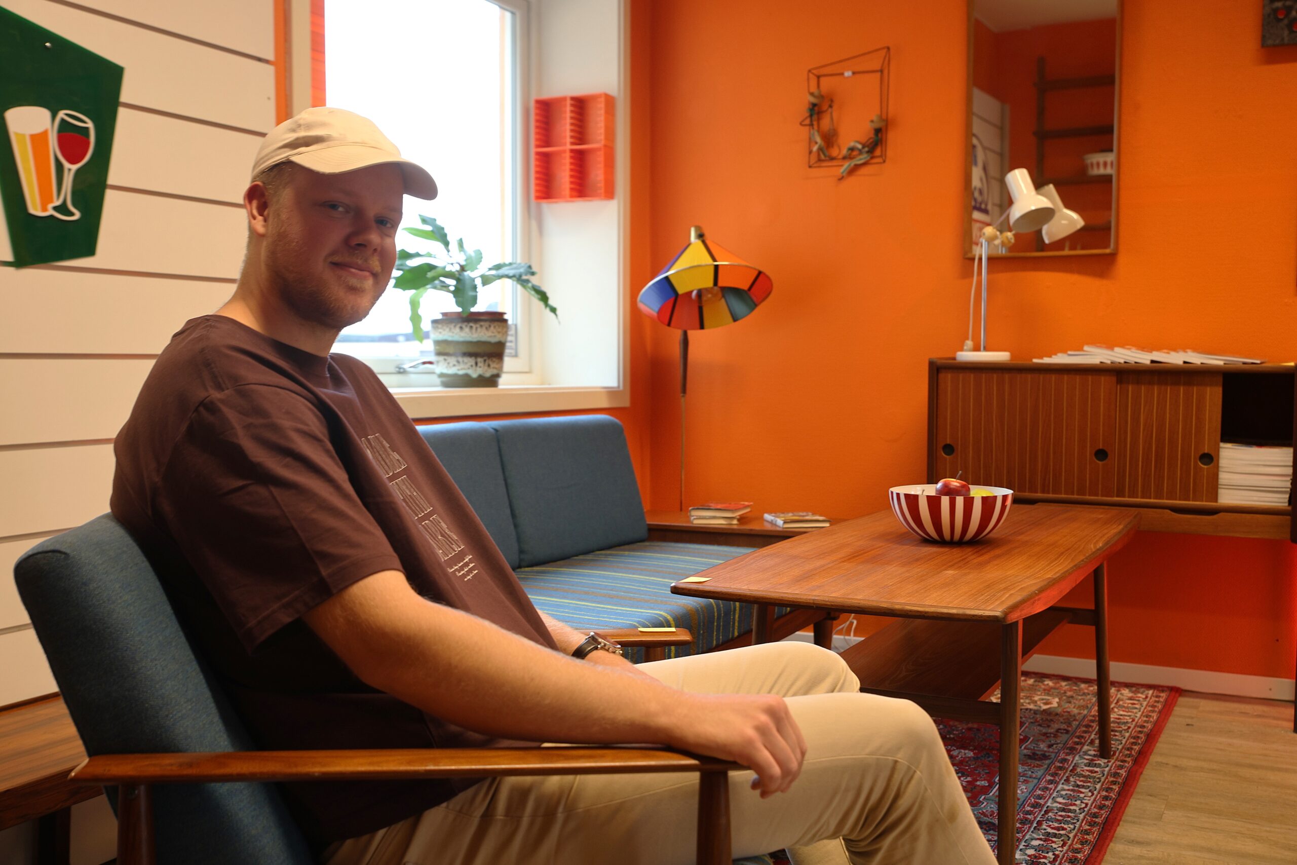 Jahn Rasmus Aarmo liker godt gamle m&oslash;bler.
