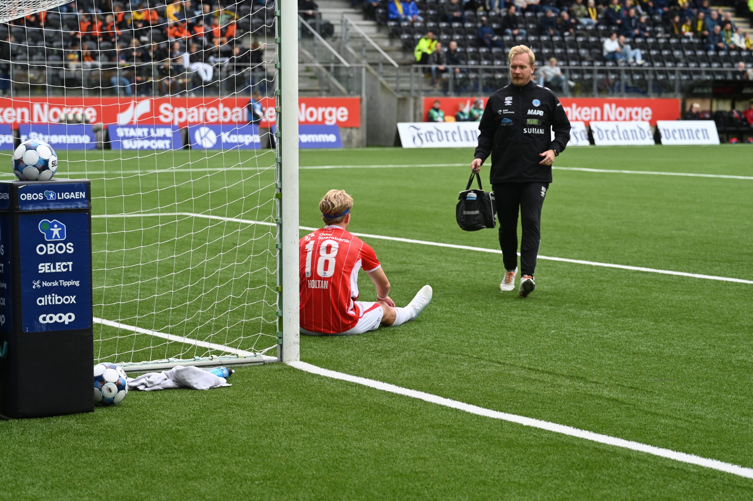 Joacim Holtan måtte tidlig ut med skade.