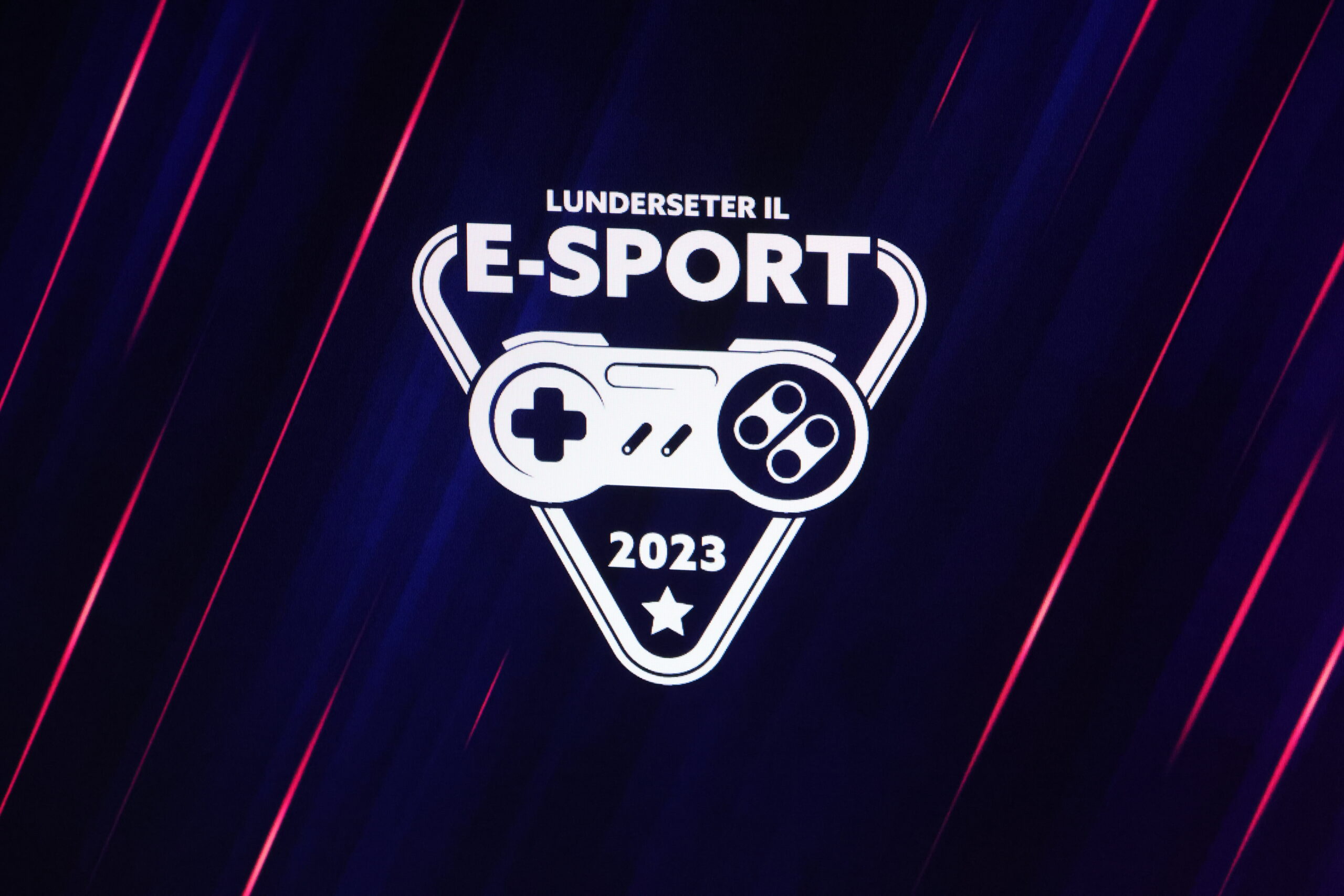 Idrettslaget er medlem av Norges E-sportforbund og har også laget sin egen logo for E-sport satsingen.