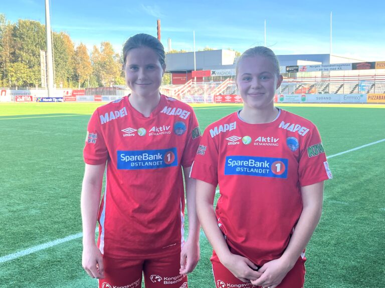 Marielle Pettersen (t.v.) ble matchvinner og sammen med Emmeli Haugland Eie sørget hun for fortsatt håp om 2. divisjons spill på Gjemselund for KIL Kvinner.