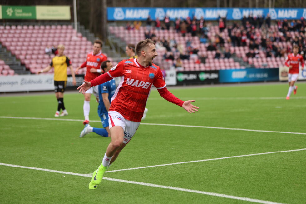 Lucas Ravn-Haren blir ikke å se i rødt neste sesong.