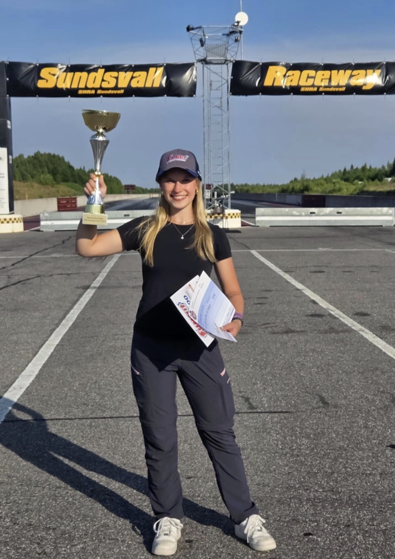Sæther vant det ene løpet på Sundsvall og tok også 1. plassen i Sundsvall Raceway sin egen Mid Forest Cup i 2025. I EDRS (European Dragracing Series) holdt hun gullet lenge, men tapte siste drag på Gardermoen og tok sølv.