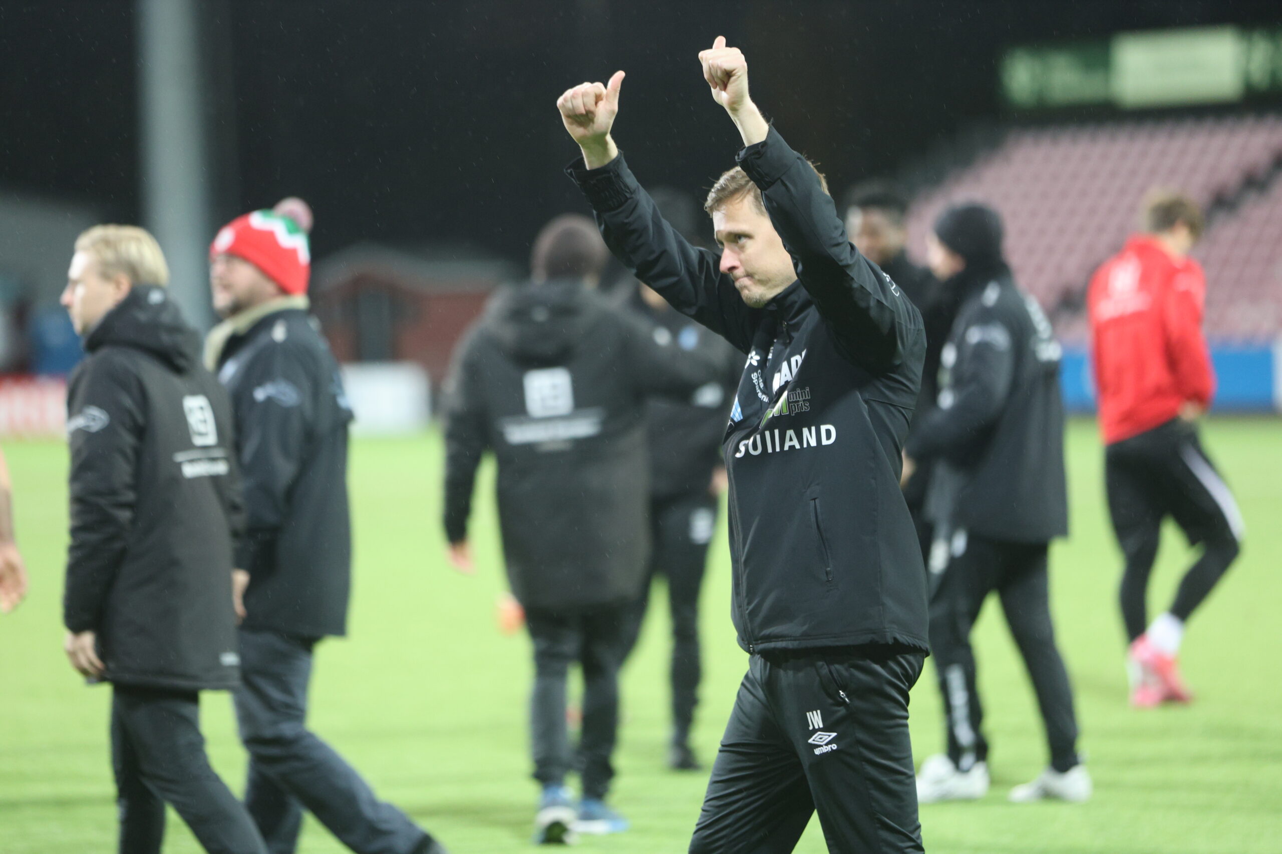 Tre scoringer og laget holdt nullen. En god onsdagskveld for trener Johan Wennberg.