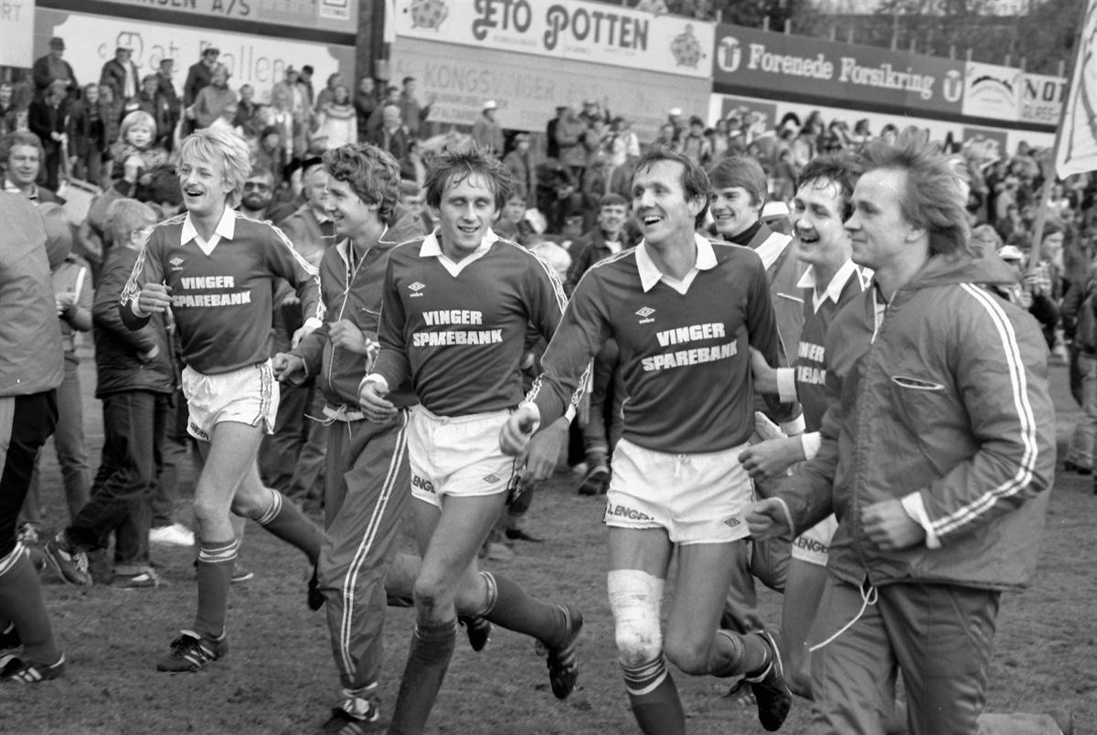 Her er seks av 82-heltene: Kjetil Rydje (f.v.), Espen Eikebråten, Vidar Sanderud, Øivind Tomteberget, Erik Nystuen og Morten Nystuen.