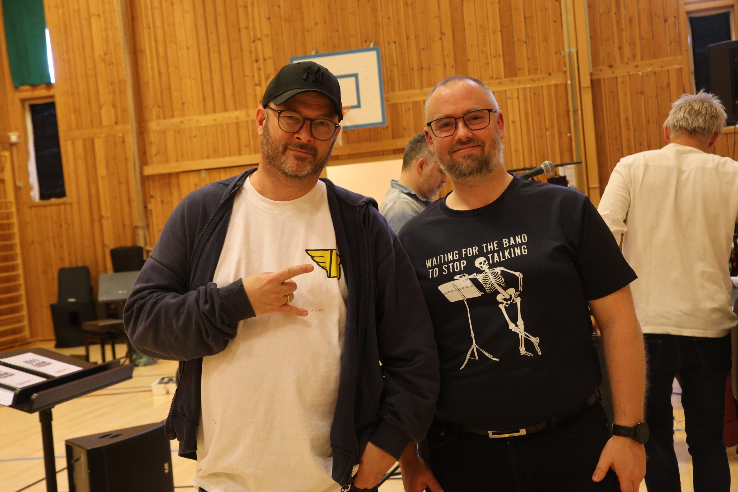 Bassist i KLISS LIK, Anders Olsen Brøntveit (t.v.) og dirigent Kristian Steenberg var spent før de skulle ha sin eneste øvingshelg. Men etter at den var gjennomført var de godt fornøyde.