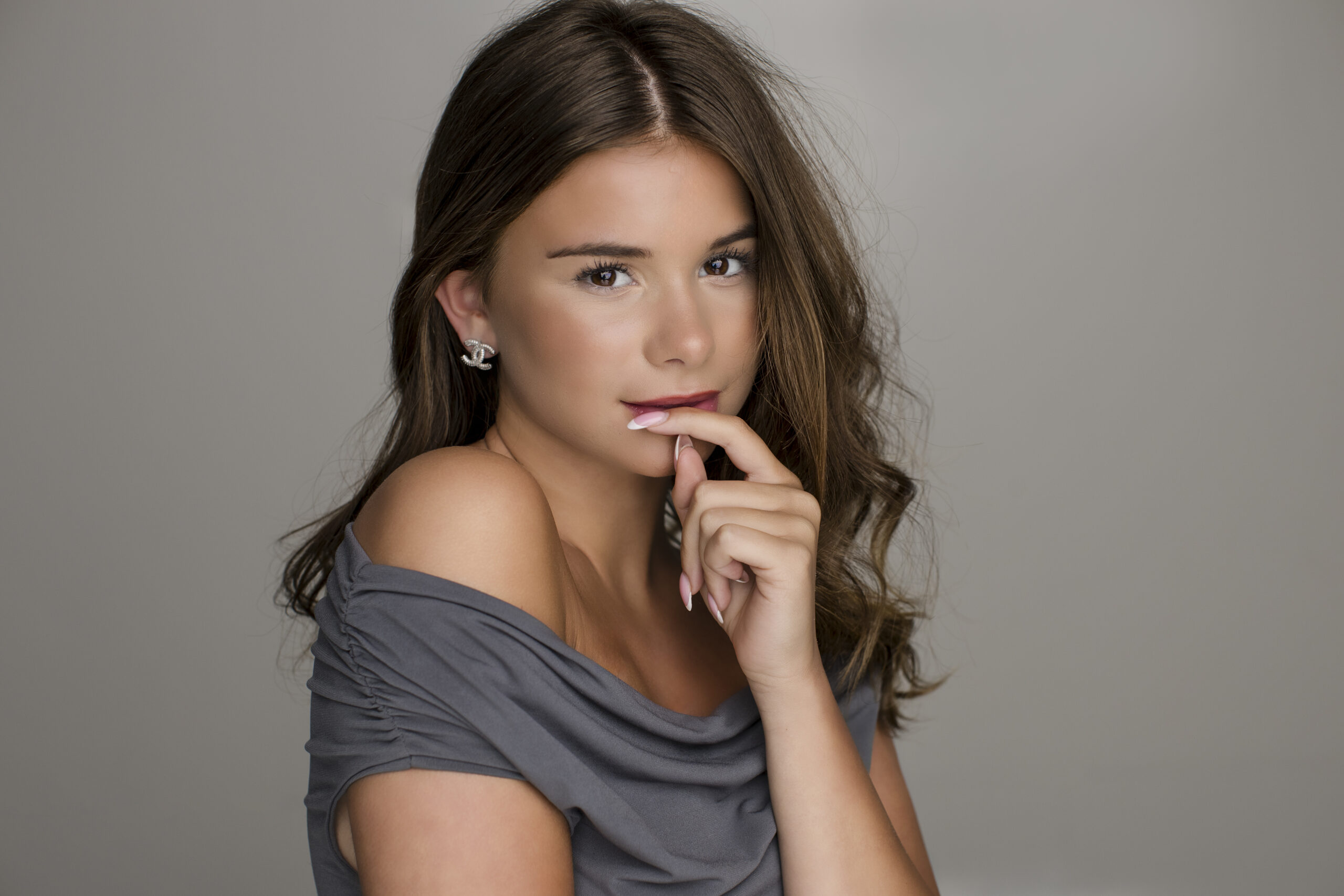Artisten Emma opptrer på Brandvalfestivalens nye familiedag 2. juli 2026.