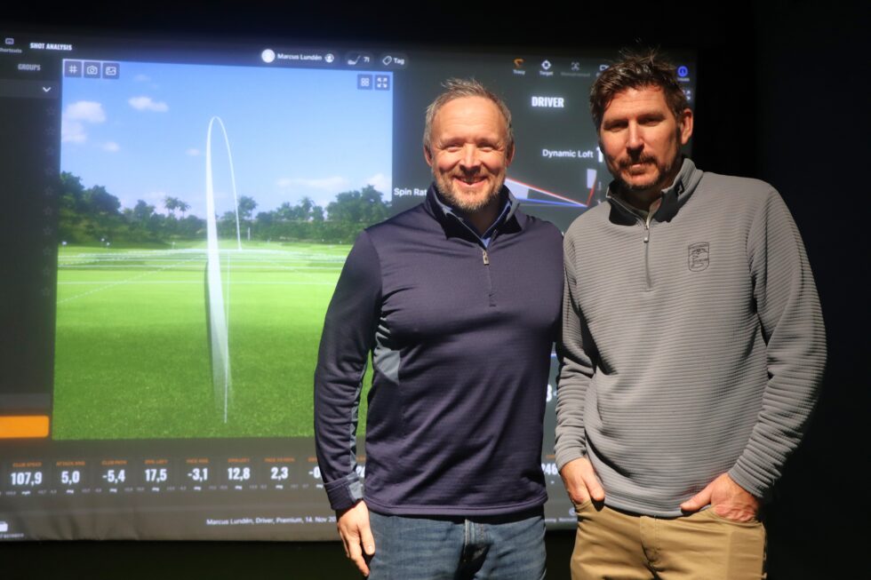 Daniel Larsson og Marcus Lundén har begge to fått testet de nye simulatorsystemene.