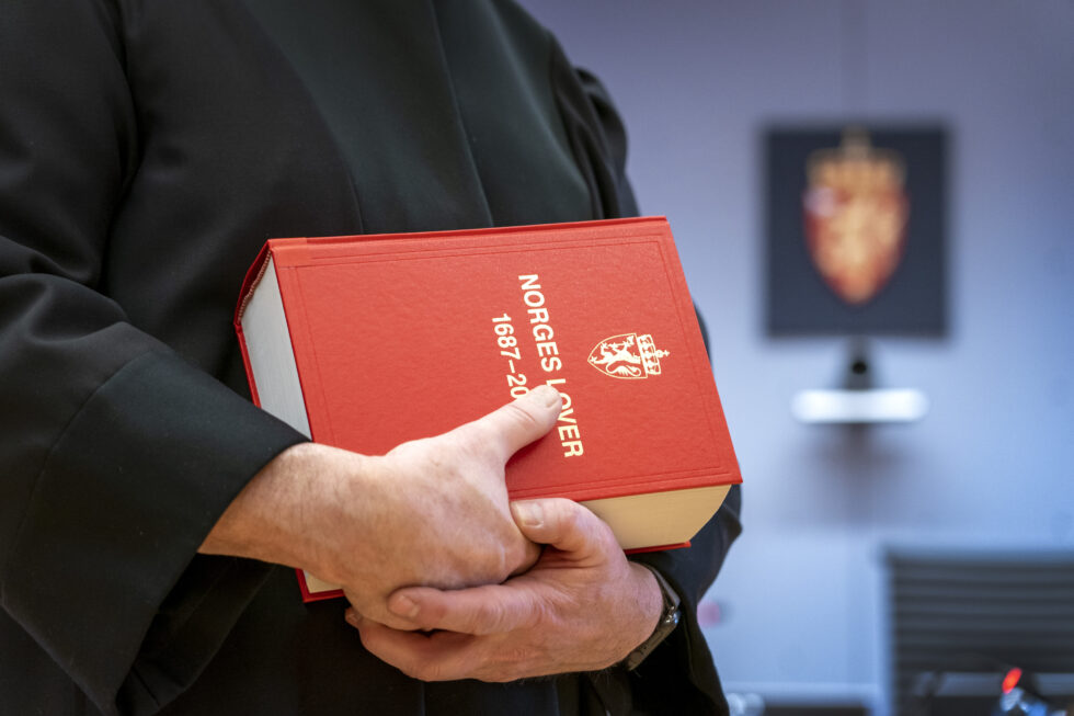 Et turbulent og konfliktsfylt ekteskap endte tilslutt med vold og drapstrussel. Nå er ektemannen dømt i lagmannsretten.
