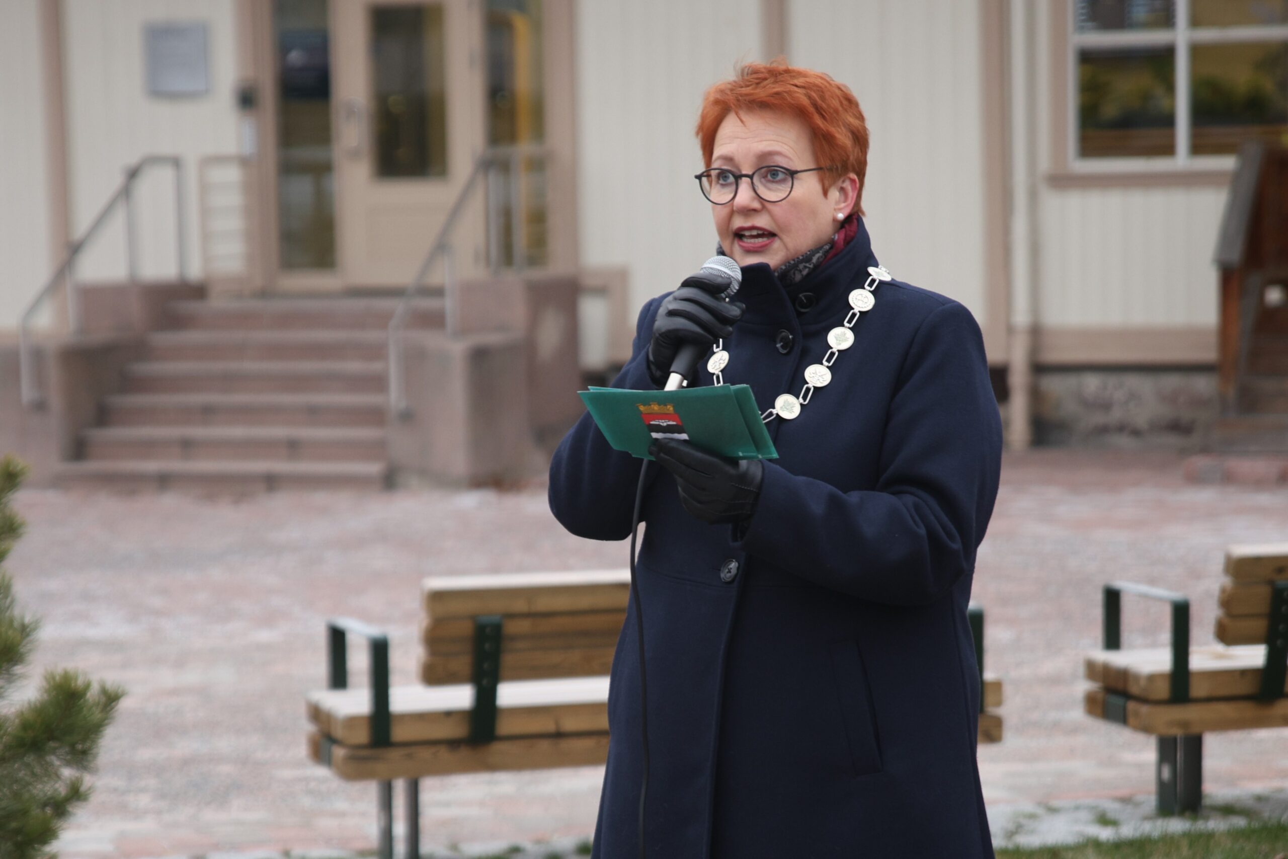 Ordfører Elin Såheim Bjørkli er godt fornøyd med resultatet på arbeidet ved Kongsvinger stasjon.
