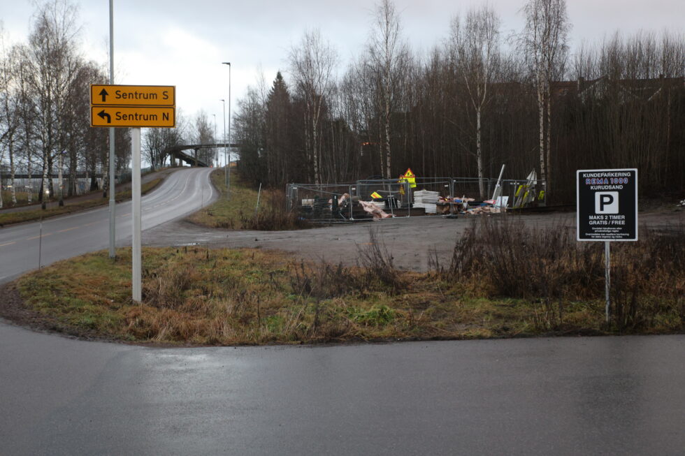 Denne tomta er ikke mye til bruk. Det vil Rimfeldt eiendom gjøre noe med.