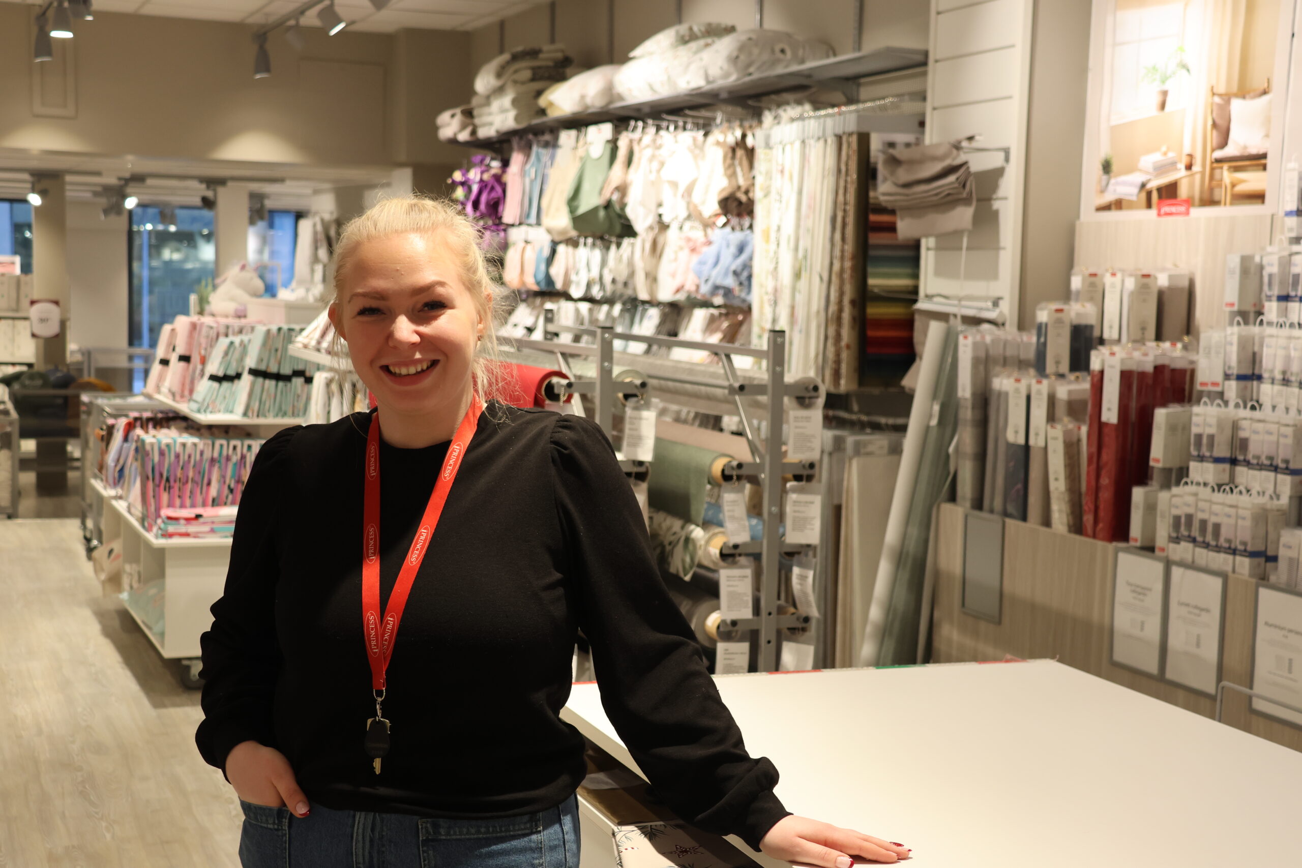 Jeanette Granerud på Princess i Kongssenteret forteller at trafikken i desember har vært god og at de siste dagene inn mot jul har vært veldig god.
