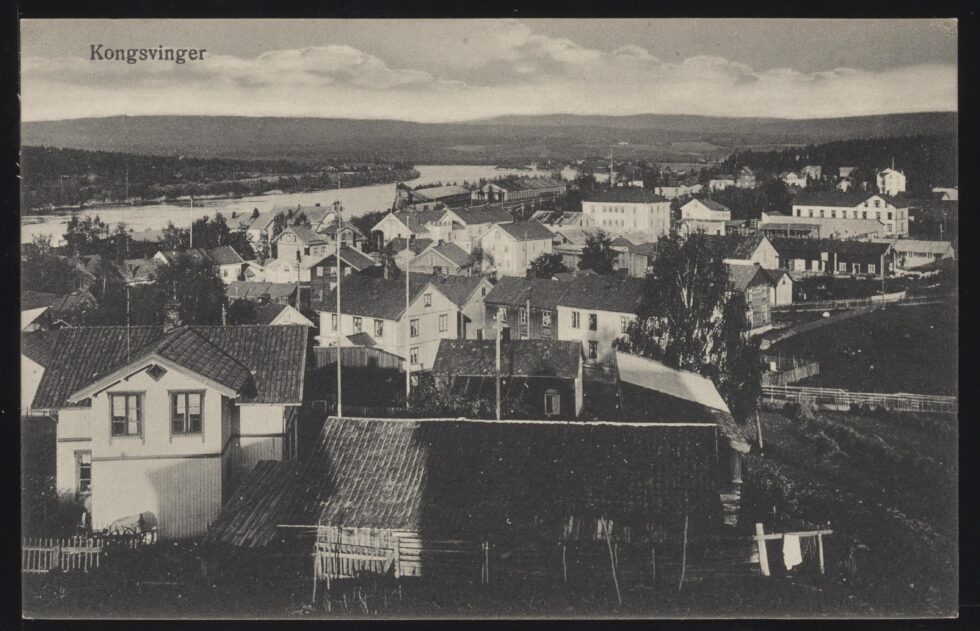 Kjenner du deg igjen? Årstall er ukjent. Bildet er hentet fra et gammelt postkort fra Kongsvinger.