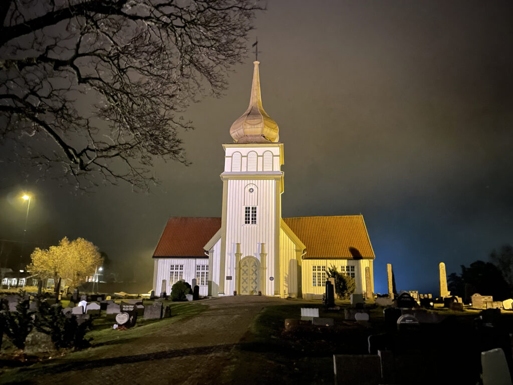 Vinger kirke er med i søknadsbunken til Kirkebevaringsfondet.