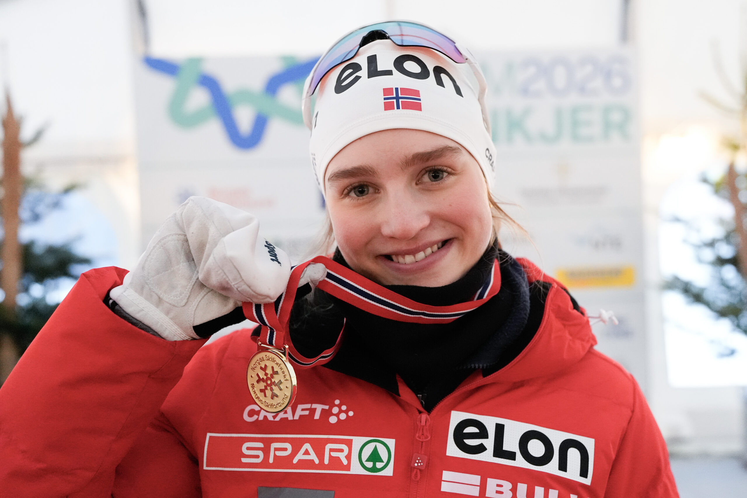 Her er det synlige beviset på at Milla Grosberghaugen Andreassen er norgesmester.