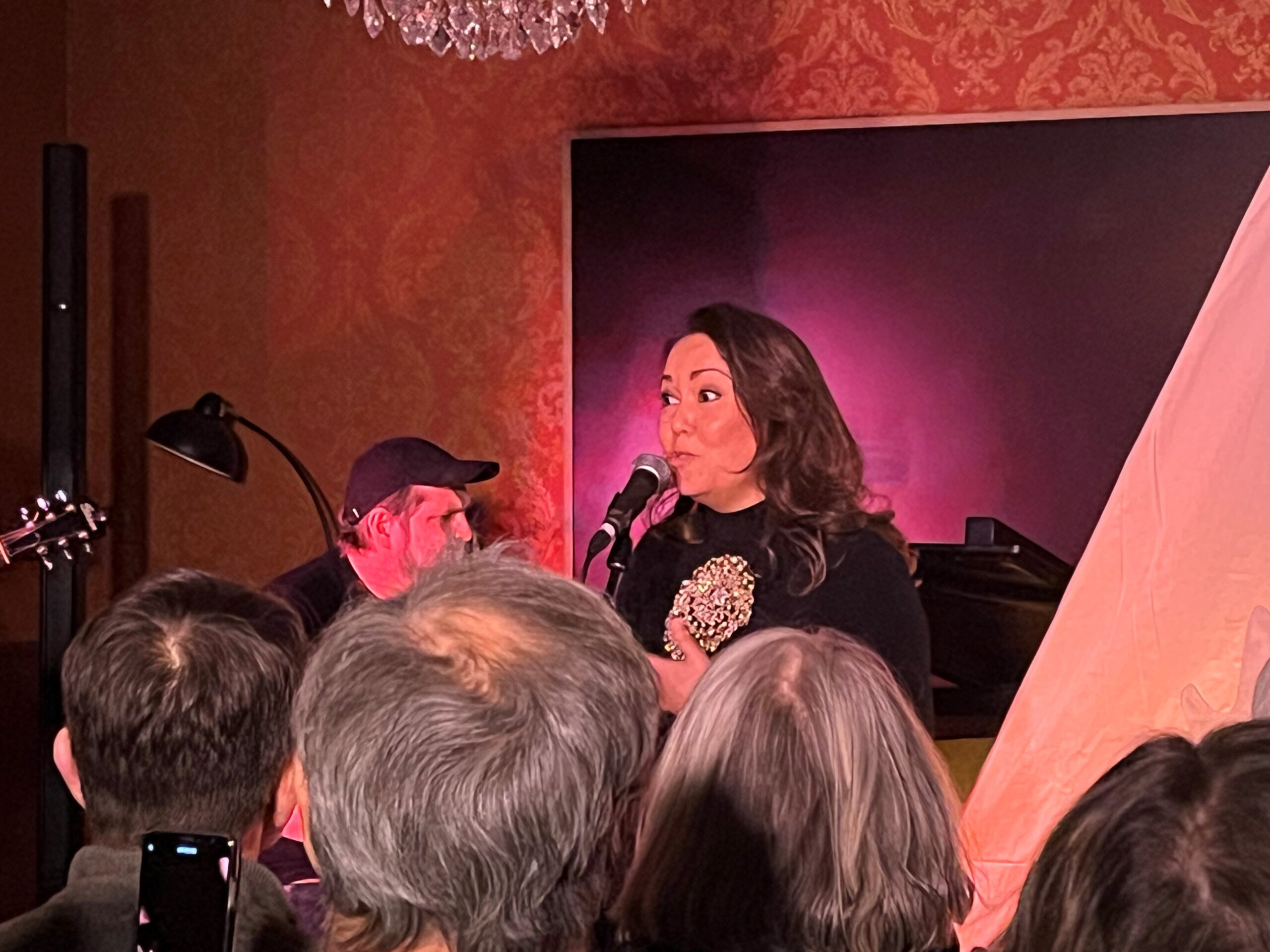 : Allerede fra første tone hadde Liv Natalie Nymo, årets festivalartist under De Små Scener publikum i sin hule hånd