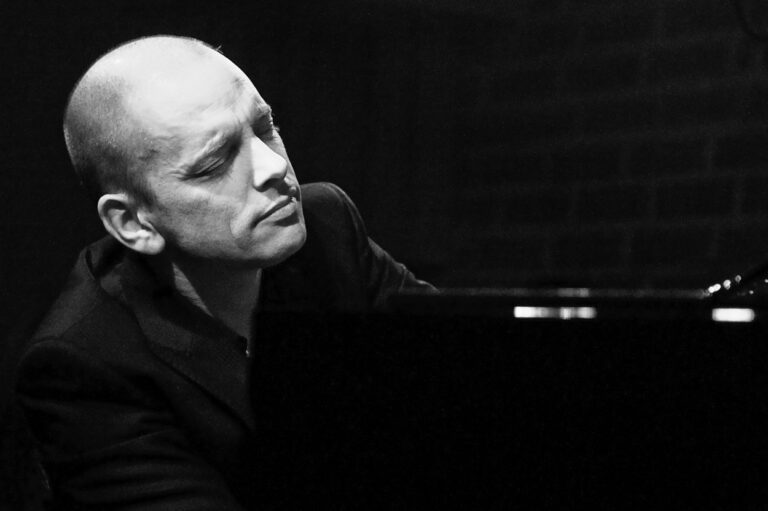 Jazzpianisten Tord Gustavsen skal holde konsert i Kongsvinger.