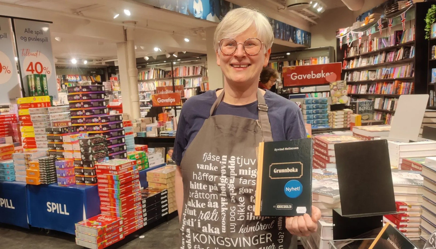 Hilde Røe, butikksjef ved Norli.