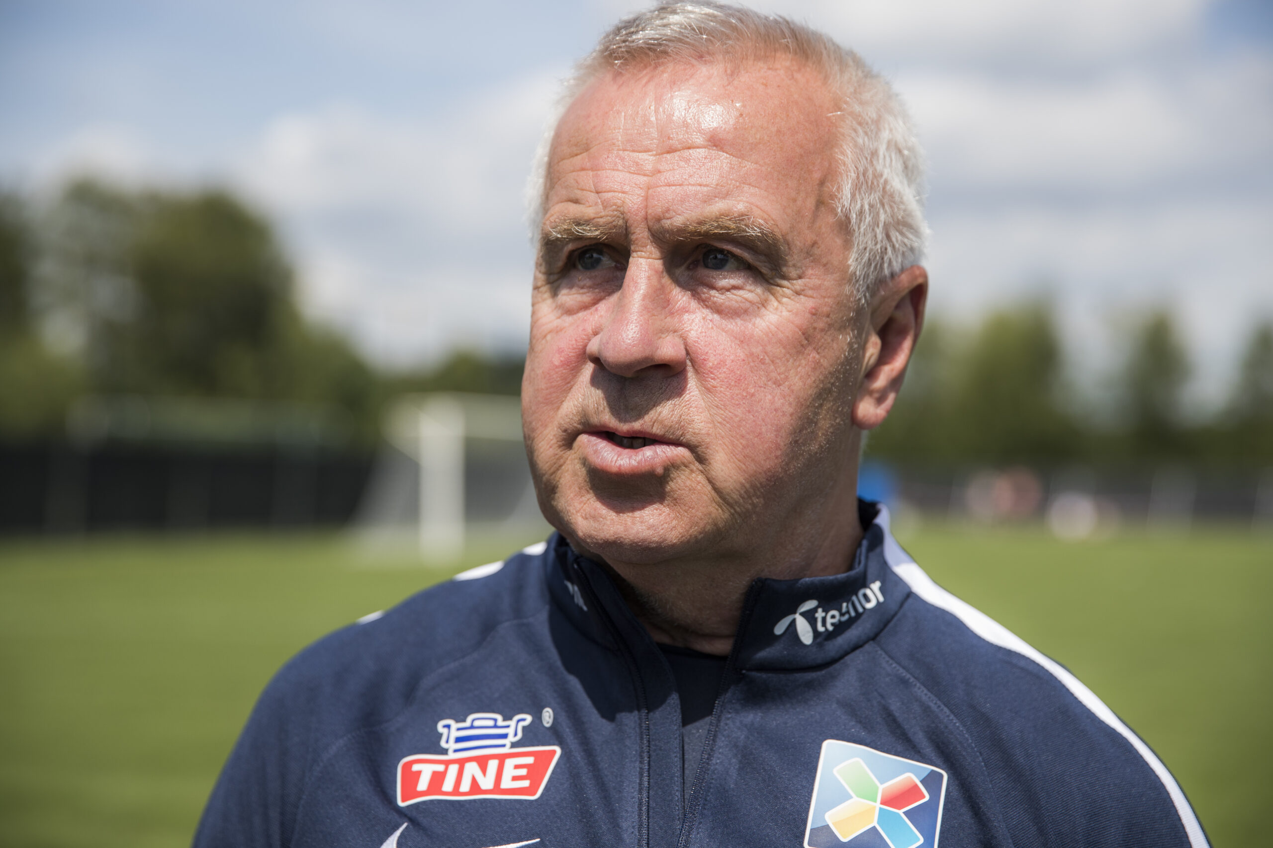 Fotballspilleren og treneren Even Pellerud kan oppleves hos Pianoforte i løpet av våren.