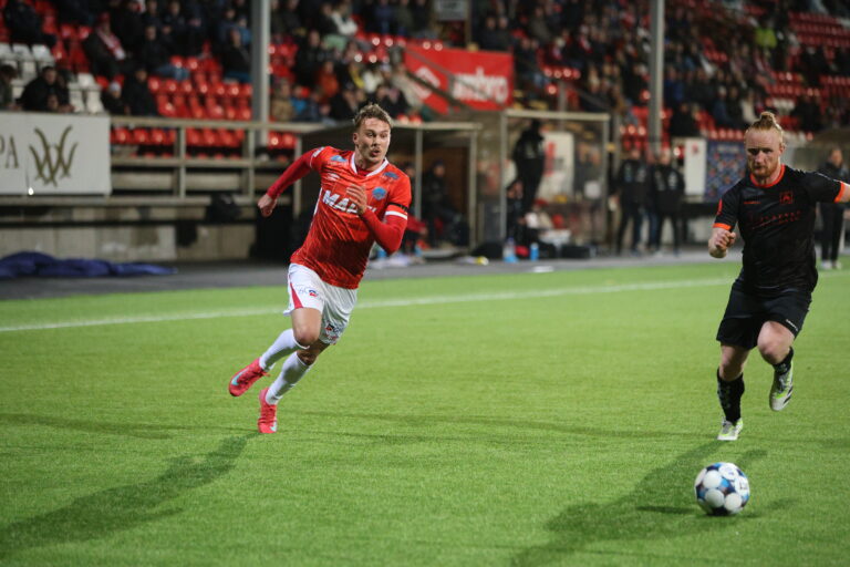 Ludvig Langrekken ble to-måls-scorer i Stockholm for KIL i treningskampen mot Hammarby..