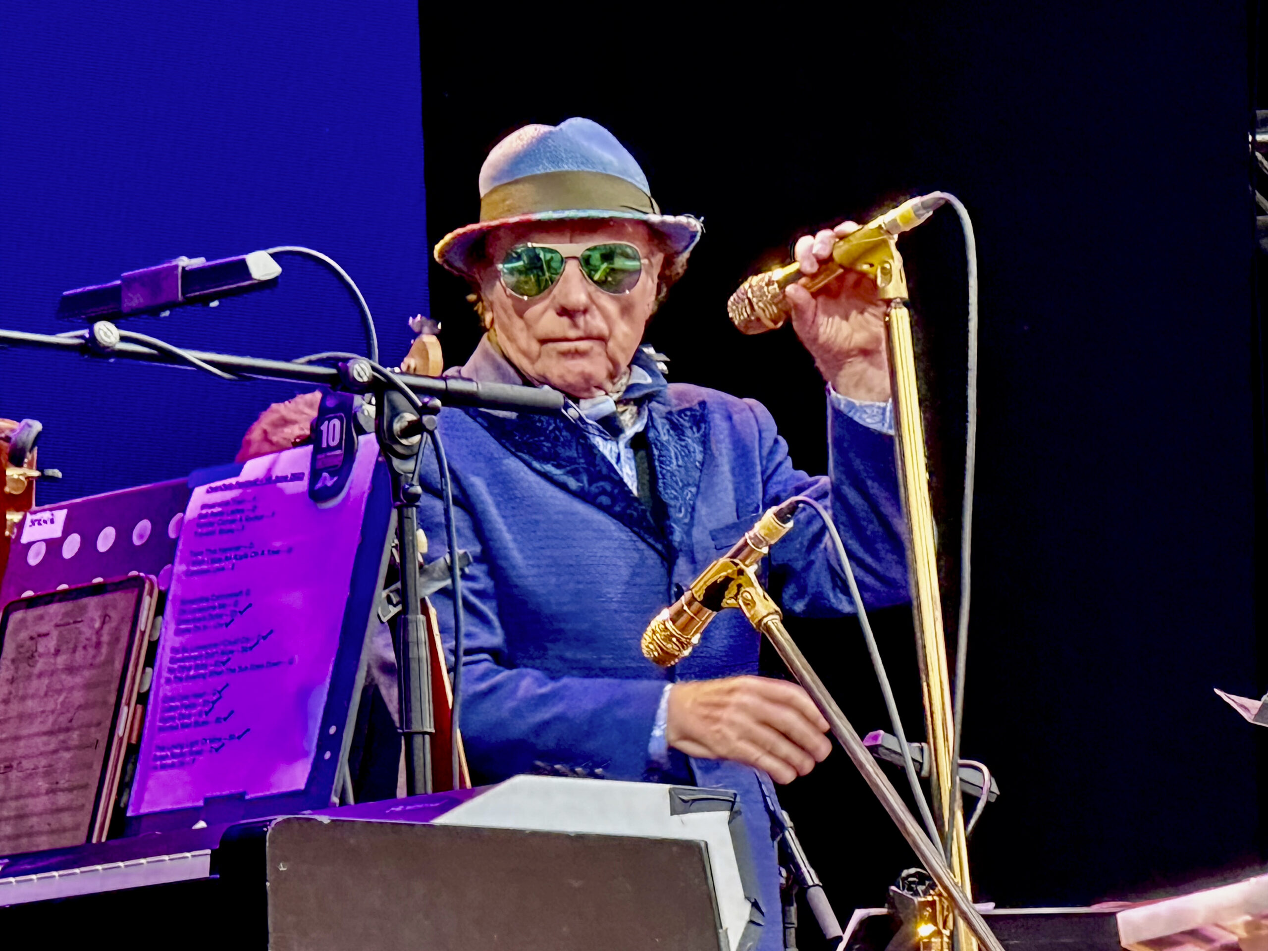 Van Morrison holder det fortsatt gående, mer enn 50 år etter at han startet karrieren.