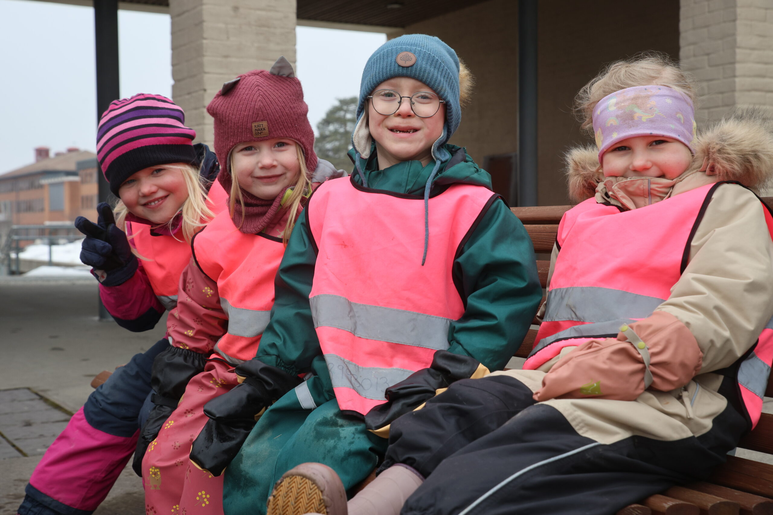 Sofie, Anna, Even og Eva går alle på Eskoleia barnehage og koste seg under barnehagedagen i sentrum.