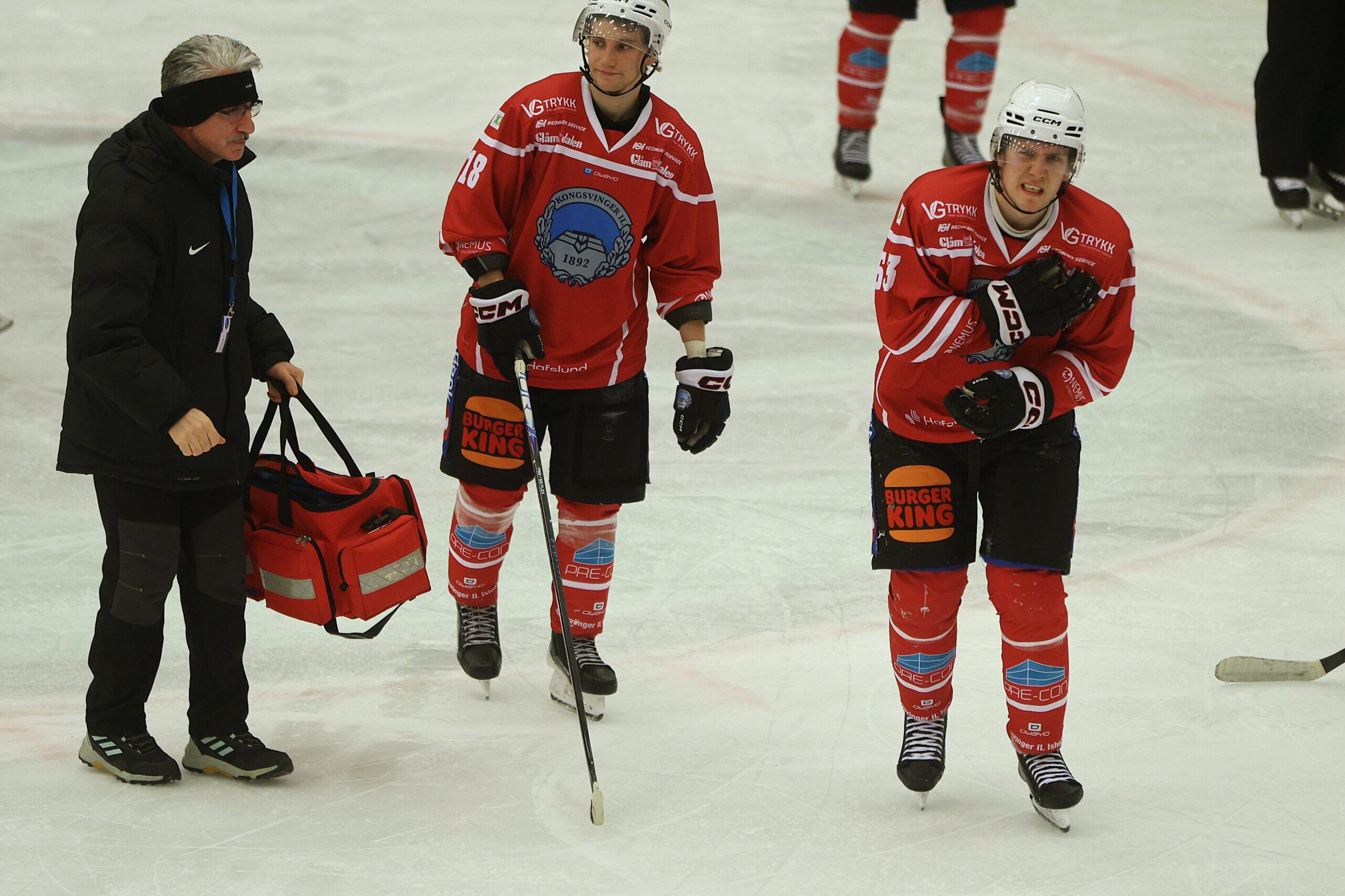 Sander Rønning var i store smerter etter han ble taklet.
